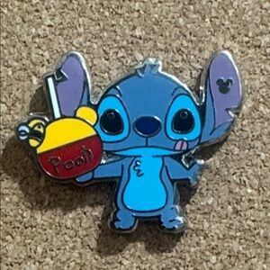 5/$25 Shanghai Disneyland Stitch Winnie The Pooh Caramel Apple Hidden Mickey Pin